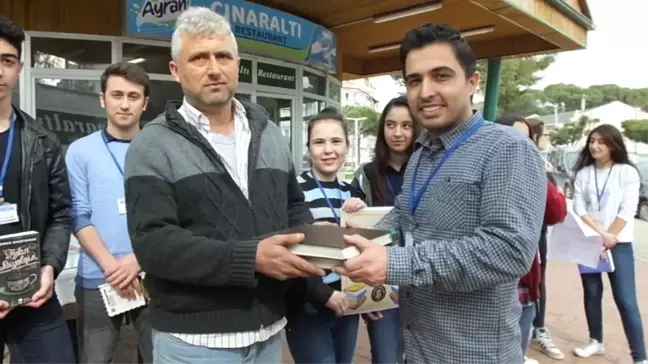 Burhaniye'de Armağanınız Kitap Olsun