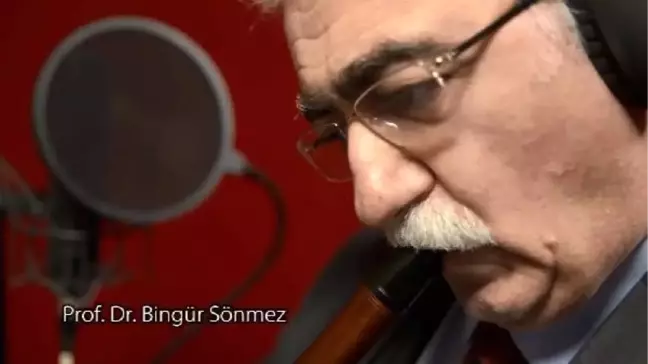 İki Profesör, Sağlık Çalışanlarına Karşı Şiddete Dur Demek İçin Şarkı Söyledi