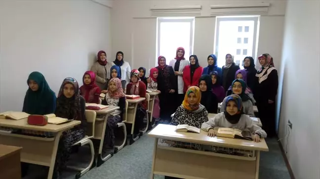 Özkal ve Eroğlu'ndan Emine Erdoğan İlim ve Kültür Merkezi'ne Ziyaret