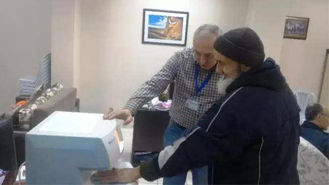 İzmit'te Emeklilerin Kemik Ölçümleri Yapılıyor