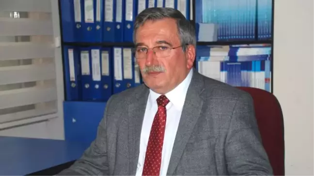 Yrd. Doç. Dr. M. Hanefi Bostan: 