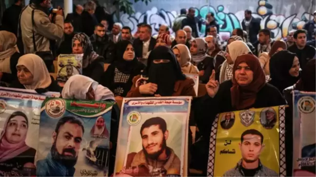 Brüksel'de Filistinli Mahkumlara Destek Gösterisi