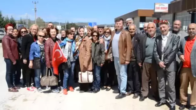 Referandumun İptali İçin İstifa Edip Ankara'ya Yürüyen Doktor Bursa'da
