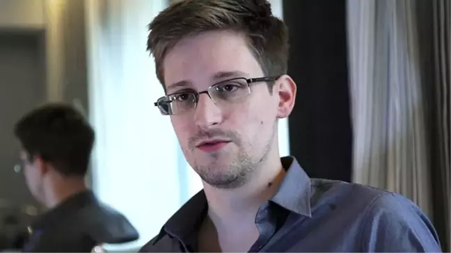 Edward Snowden Rusça Öğreniyor