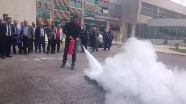 Van'da 'Afet Bilinci ve Yangın' Tatbikatı