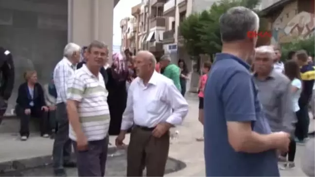 Buca'da Endişeli Bekleyiş