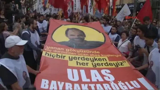 Kadıköy'de Ulaş Bayraktaroğlu İçin Anma Düzenlendi