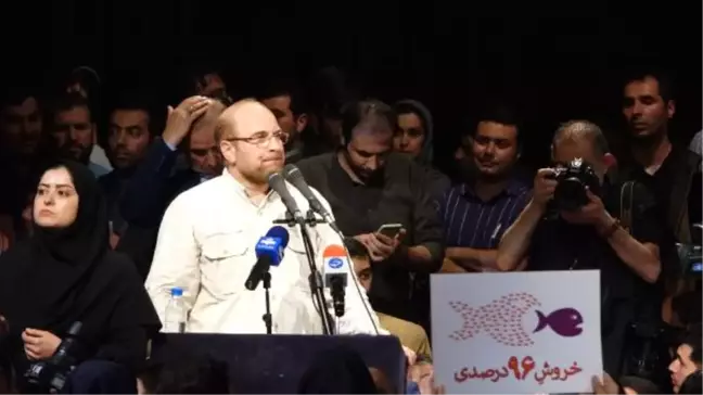 Ruhani'nin Rakibi Seçimlerden Çekildi (Yeniden)