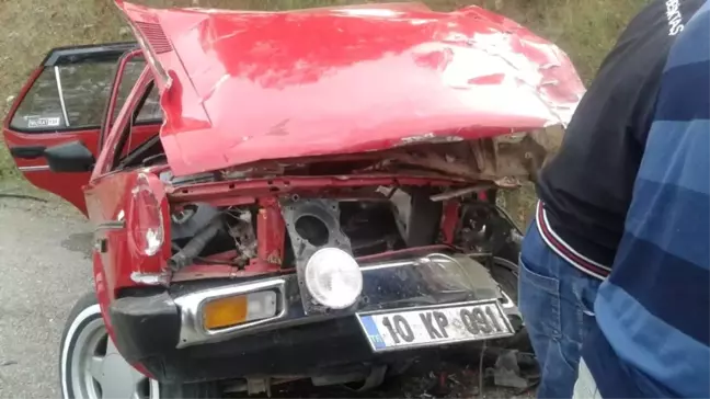 Balıkesir'de Trafik Kazası: 3 Yaralı