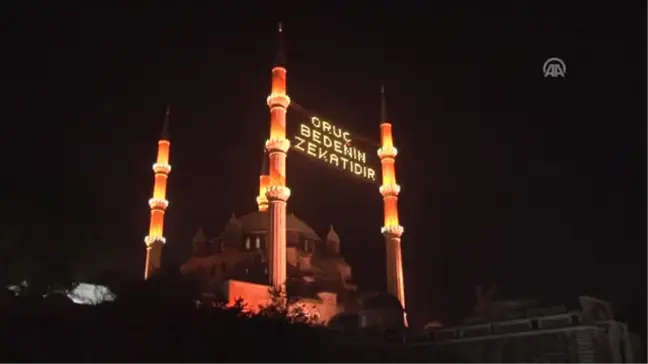 Selimiye'de Ilk Teravih Kılındı
