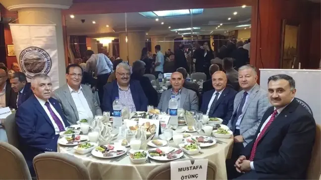Develiler İstanbul'da Buluştu