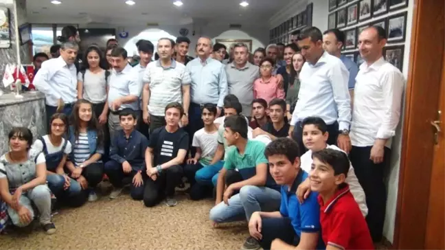 Nusaybin'de Teog Birincilerine İftar