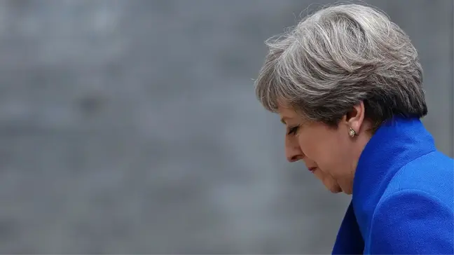 Eski İngiltere Maliye Bakanı Osborne: Başbakan May 'Yaşayan Ölü Kadın'