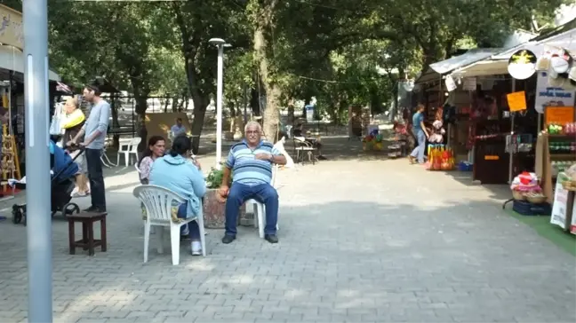 Burhaniye'de Sahil Esnafı Bayramı Bekliyor