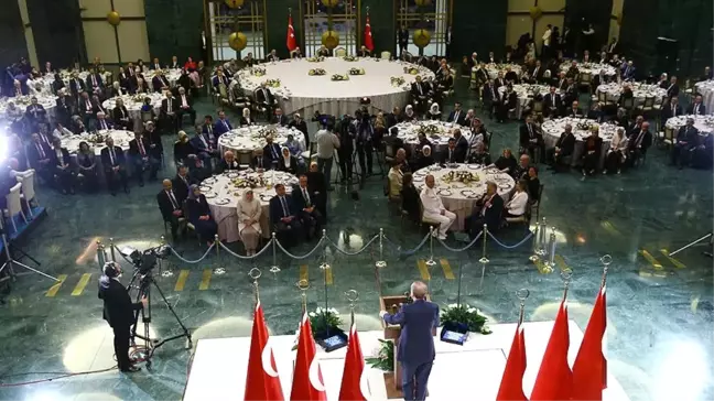 Cumhurbaşkanı Erdoğan'dan Esnafa İftar Daveti