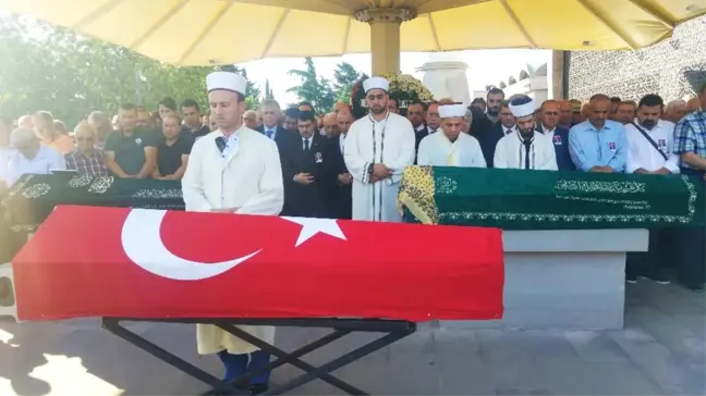 Eski TBMM Başkanı Karaduman Son Yolculuğuna Uğurlandı