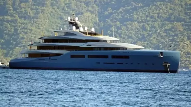 Joe Lewis Şimdi de Marmaris'e Demirledi