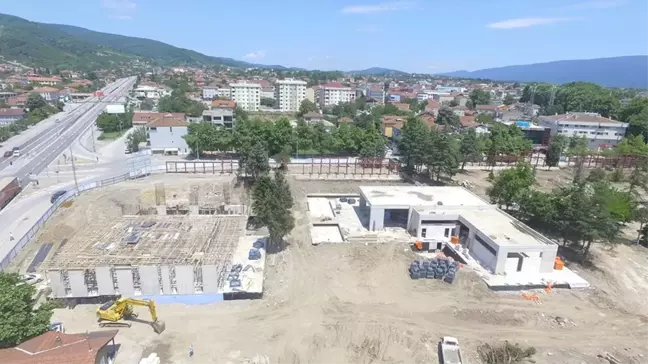 Başkan Toçoğlu, Hendek'te İncelemelerde Bulundu