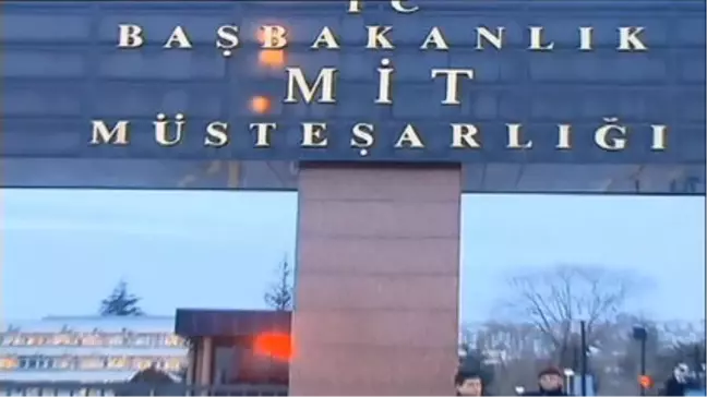 Welt: MİT Alman Milletvekillerini İzliyor