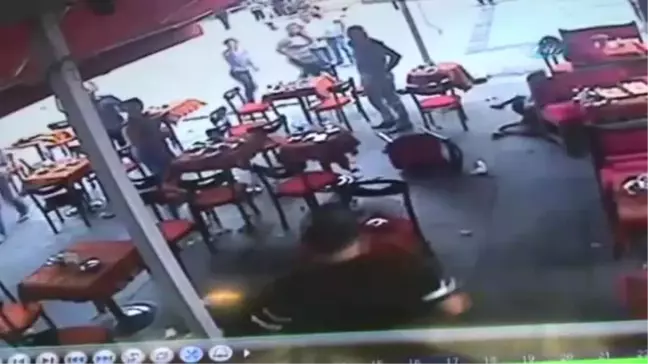 Dha İstanbul - Beyoğlu'nda Silahlı Saldırı: 2 Yaralı