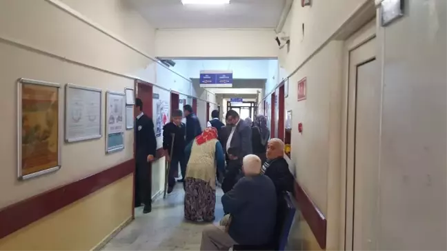 Adıyaman'da Yemek Zehirlenmesi Şüphesi: Güvenlikçi Öldü, 2 İşçi Hastanede