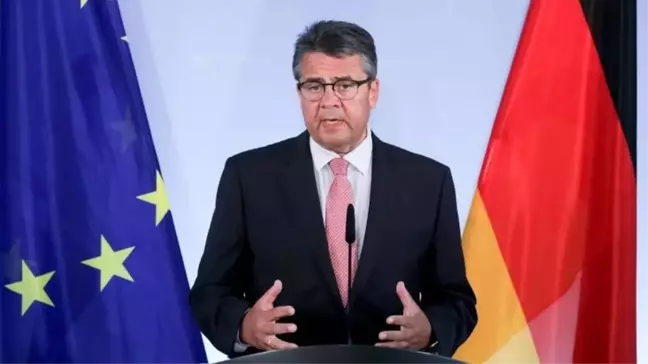 Almanya Dışişleri Bakanı Sigmar Gabriel: Türkiye'ye Ekonomik Baskı İşe Yarıyor