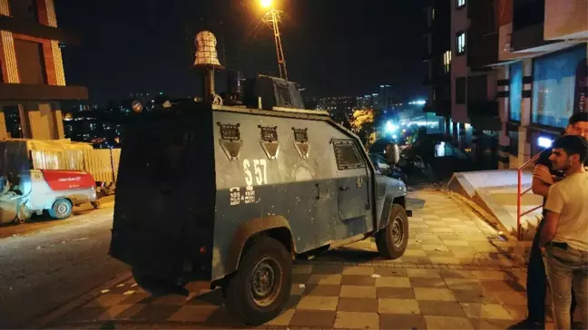 Dha İstanbul- (Özel Görüntülerle) Eyüp'te Markete Molotofkokteylli Saldırı