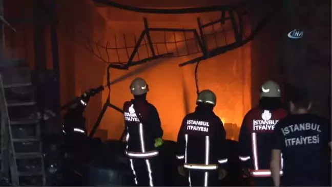 Güncelleme - Arnavutköy'de Boya Fabrikasında Yangın