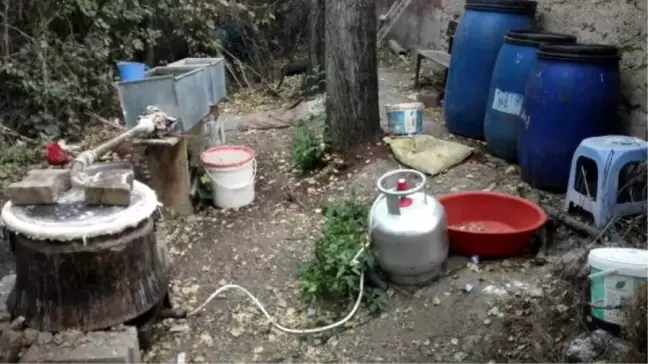 Tokat'ta 111 Litre Sahte Rakı Ele Geçirildi