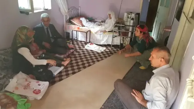 Müdür Bildirici'den Yaşlılara Ziyaret