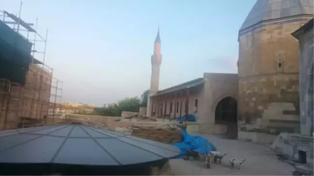 Kemikleri Karışan Selçuklu Sultanları İçin İkinci Kez Cenaze Namazı Kılındı