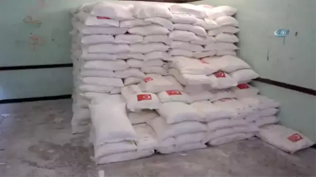 Türk Kızılayı Yemen'de Gıda Yardımı Yaptı