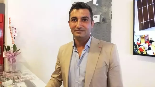 Burhaniye'de Emekli Polis İletişimci Oldu