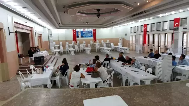 Konu Hayvan Hakları Olunca Salon Boş Kaldı