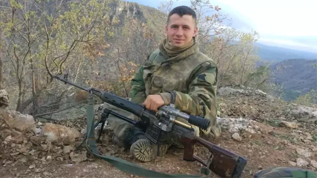 Askerden Yeni Gelmişti, Ölüm Haberi Geldi