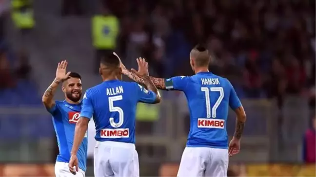 Napoli 8'de 8