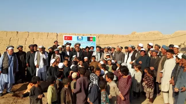 İhlas Vakfı Afganistan'da Su Kuyusu Açtı