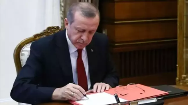 Ege Üniversitesi Rektörlüğü'nde Devir Teslim