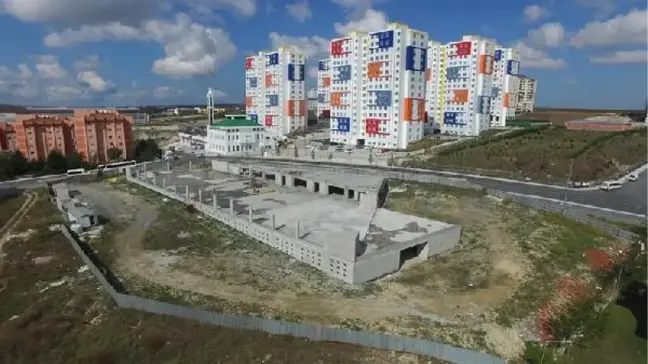 Arnavutköy Belediyesi Yeni Pazar Alanı Kuruyor