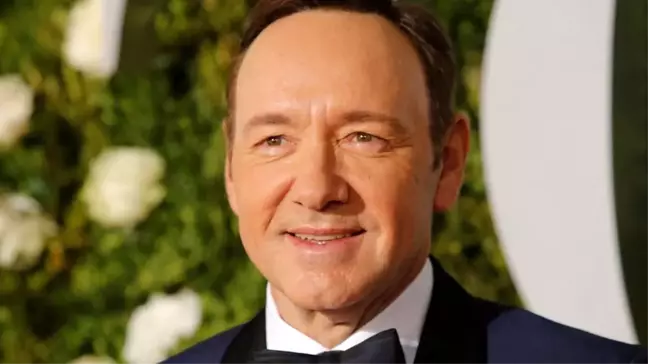 Kevin Spacey 14 Yaşındaki Bir Aktörle Cinsel İlişkiye Girmeye Çalıştığı İddiaları İçin Özür Diledi
