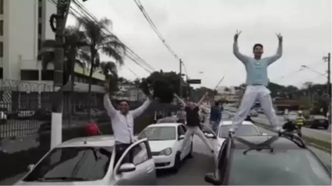 Brezilya'da Uber Şöförleri Hükümeti Protesto Etti