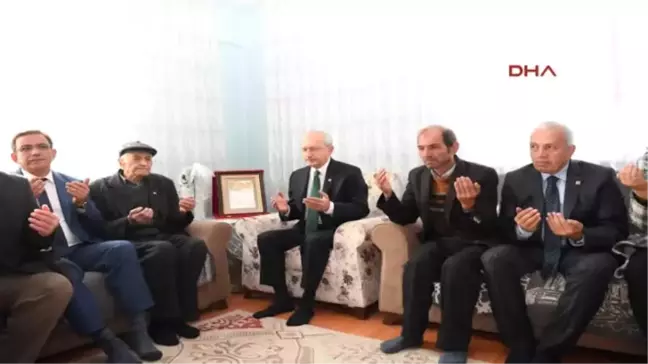 Bursa Kılıçdaroğu Şehit Uzman Çavuş Hüseyin Gençer'in Ailesini Ziyaret Etti