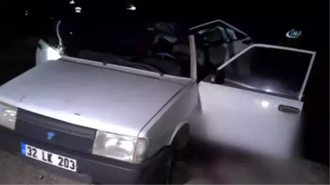 Afyonkarahisar'da Trafik Kazası: 2 Ölü, 2 Yaralı