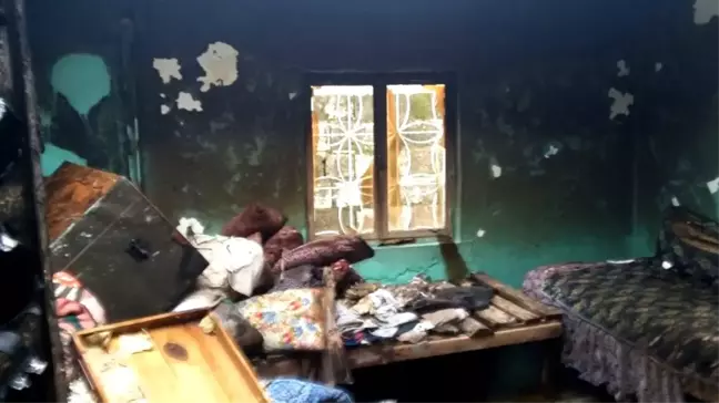 Söke'de Yangın, Bir Ev Daha Kül Oldu