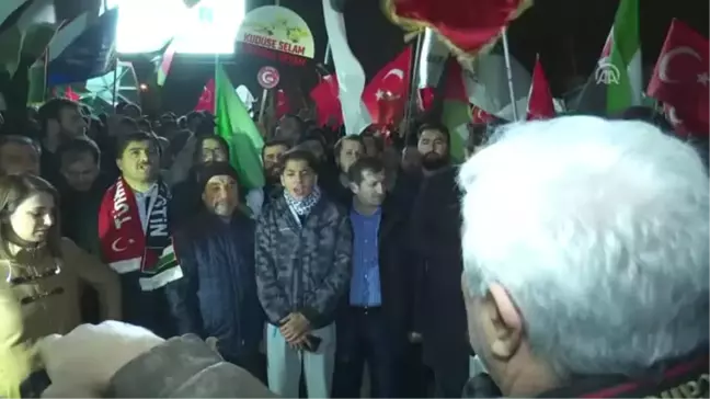 Anadolu Gençlik Derneği Üyeleri, ABD'nin Ankara Büyükelçiliği Önünde Protesto Gösterisi Yaptı