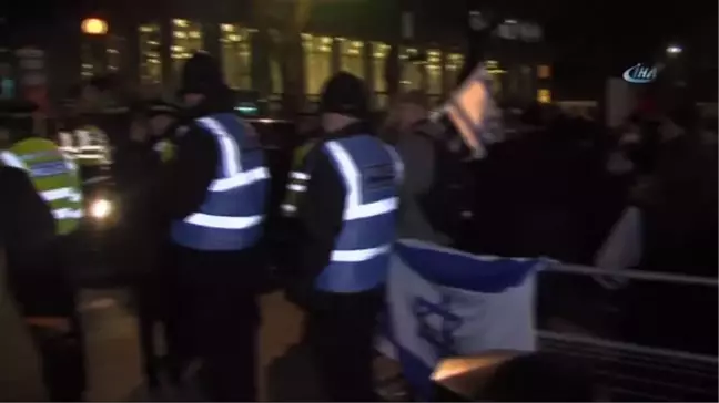 Londra'da Filistin İçin Özgürlük Protestosu Gerçekleştirildi-