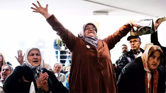 Savaş Suçları, Tecavüz, Toplu Katliamların Görüldüğü Yugoslavya Mahkemesi Kapılarını Kapattı