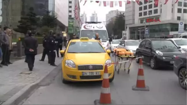Beşiktaş'ta Bir Taksici Aracında Ölü Bulundu