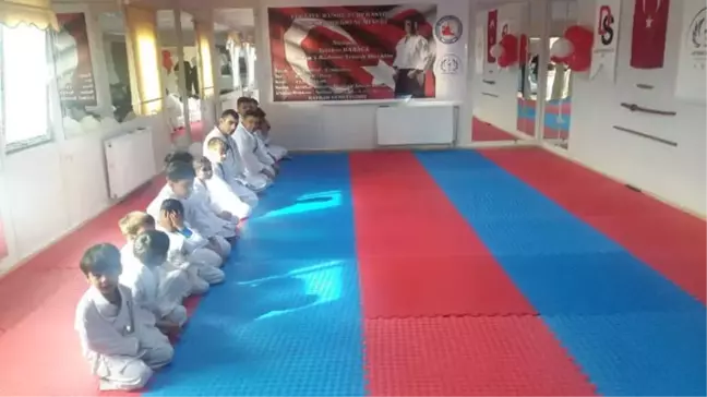Dargeçit'te Spor Salonu Açıldı