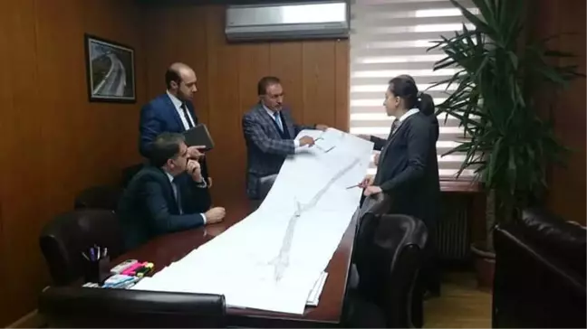Başkan Akdemir, Karayolları Bölge Müdürünü Ziyaret Etti
